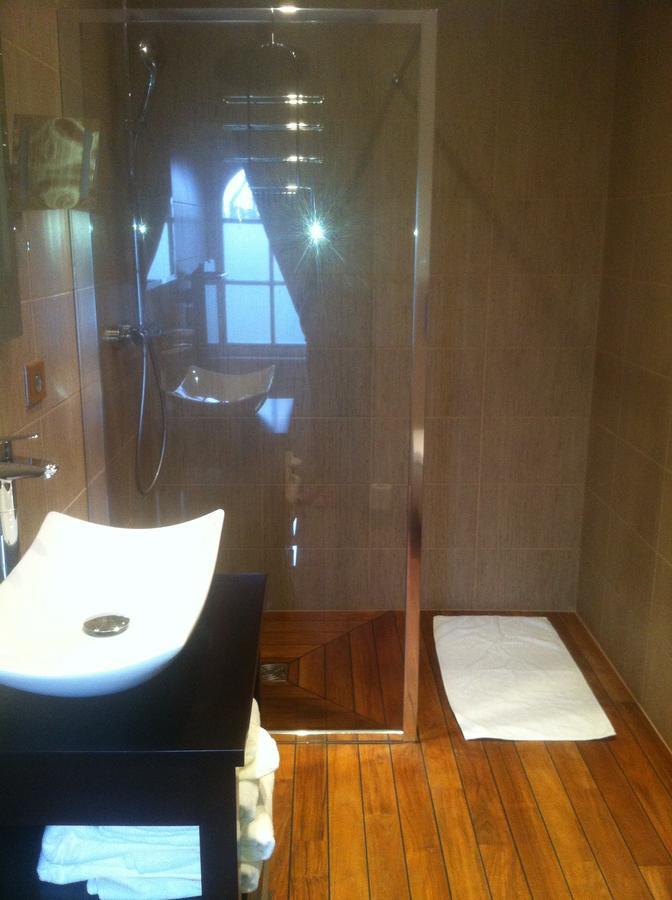 La Demeure De La Dame Du Fer By Philippe Jego Hotel Hayange Habitación foto